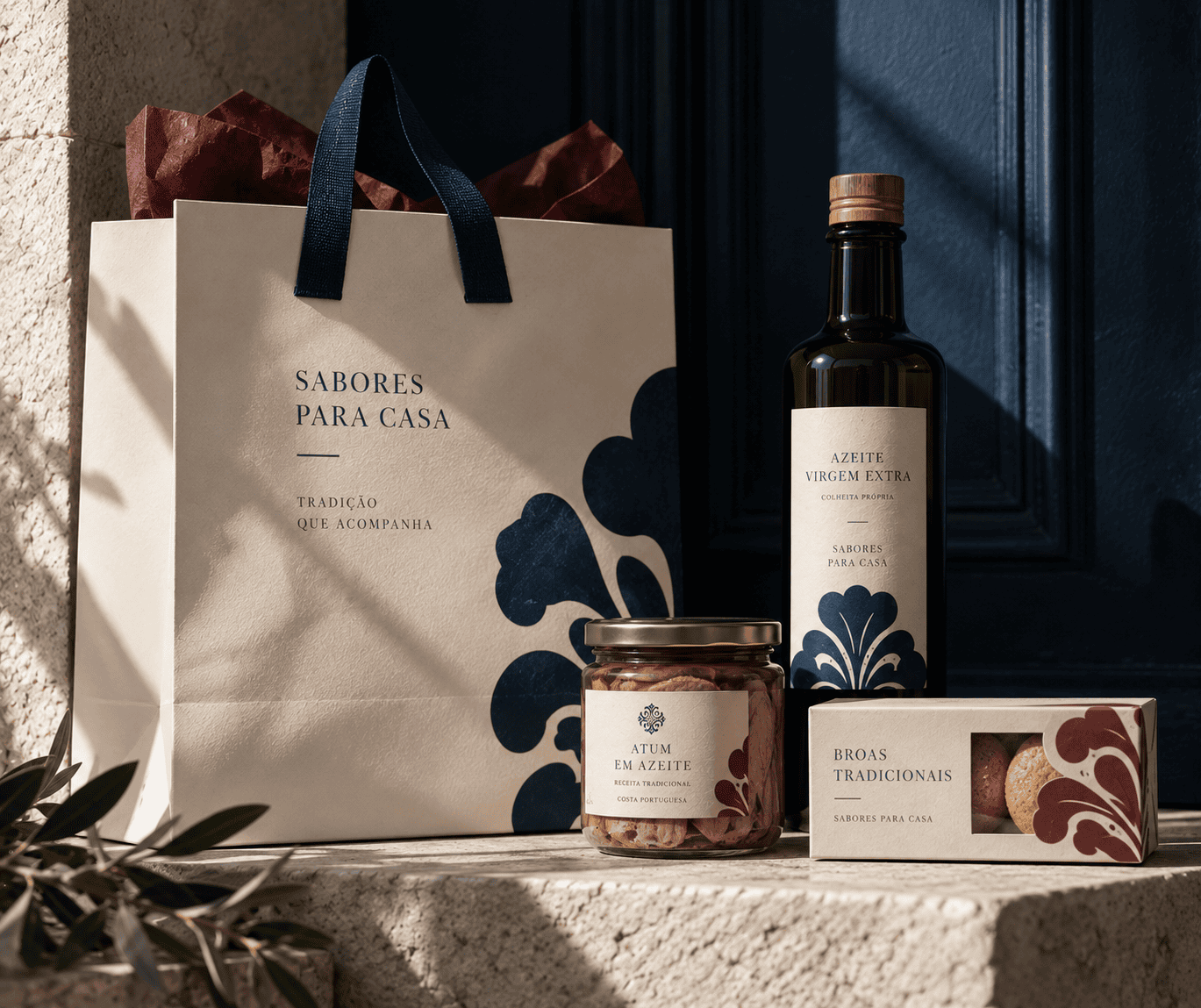 Saco, azeite e conservas da linha «Sabores para casa» da Sabores de Tradição